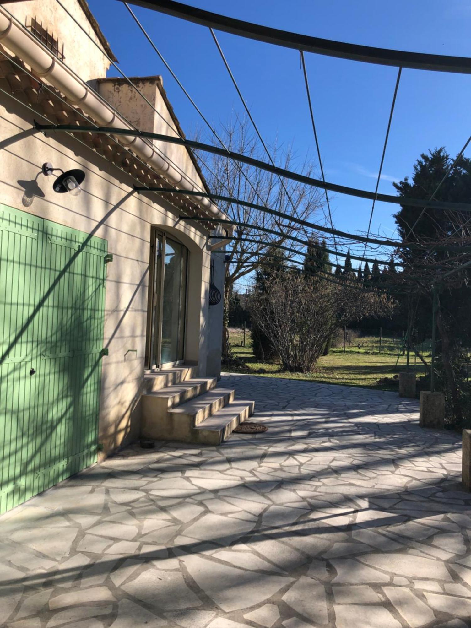 La Maison Des Sources Salon-de-Provence Buitenkant foto